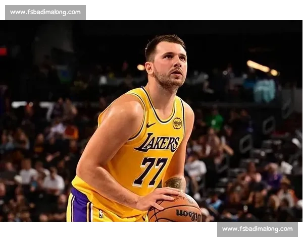 18 分大胜森林狼!湖人 3 道闸锁死东契奇,詹皇归期成盼 18 分大胜森林狼!湖人 3 道闸锁死东契奇,詹皇归期成盼