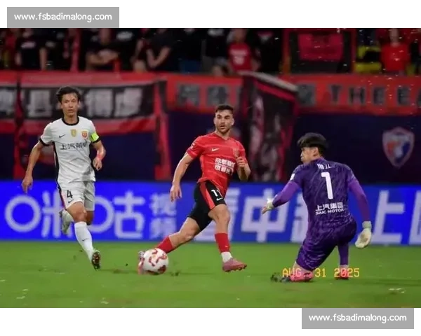 中超 28 轮疯狂夜:前四连环车祸,争冠 3 队仅差 2 分 中超 28 轮疯狂夜:前四连环车祸,争冠 3 队仅差 2 分