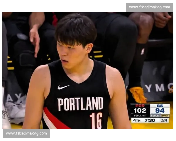 5 分钟 2 分 1 板 + 被隔扣：杨瀚森的 NBA 第一课，麦丹一句话道破残酷